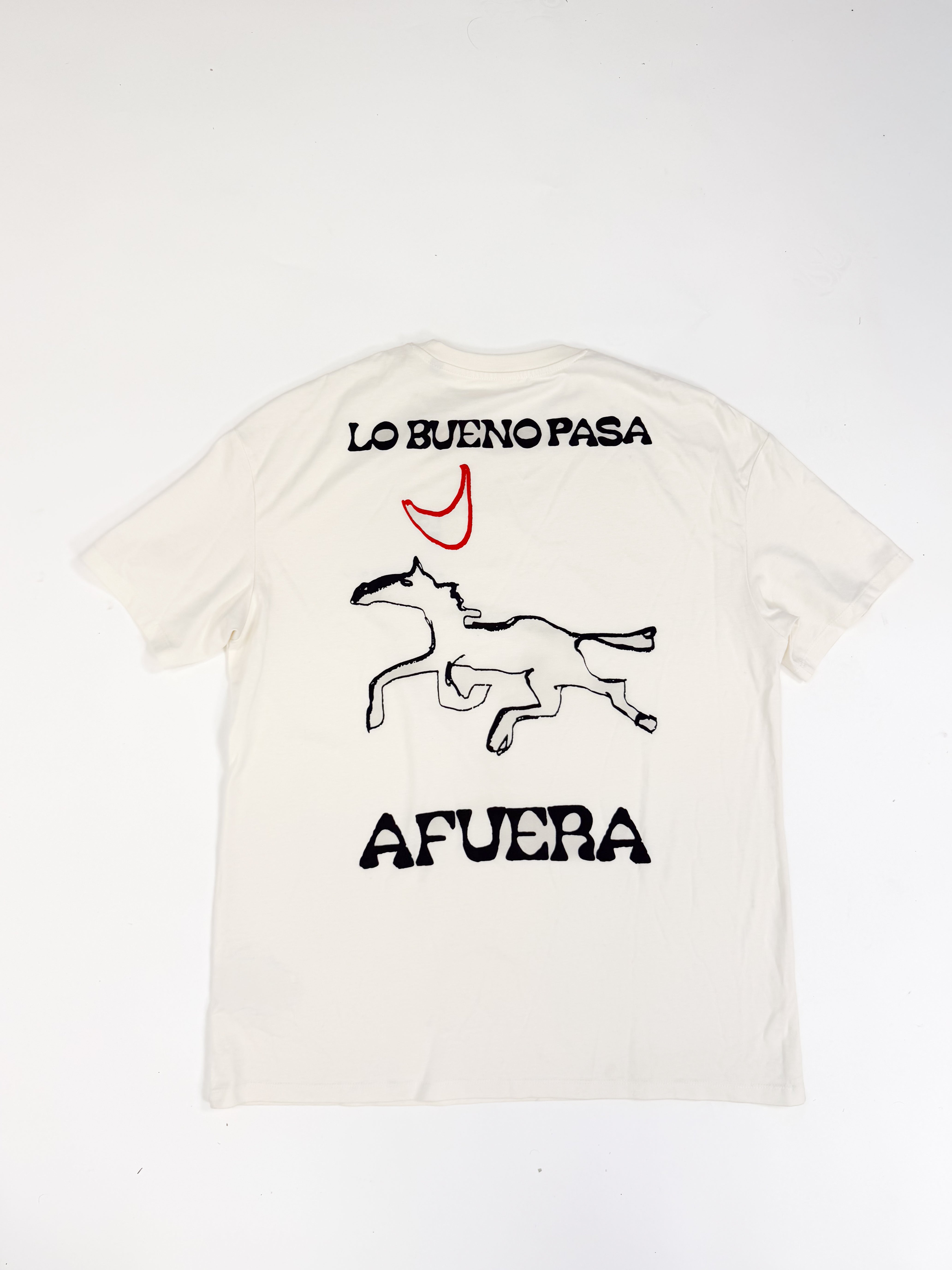 LO BUENO PASA AFUERA T-SHIRT OFF WHITE