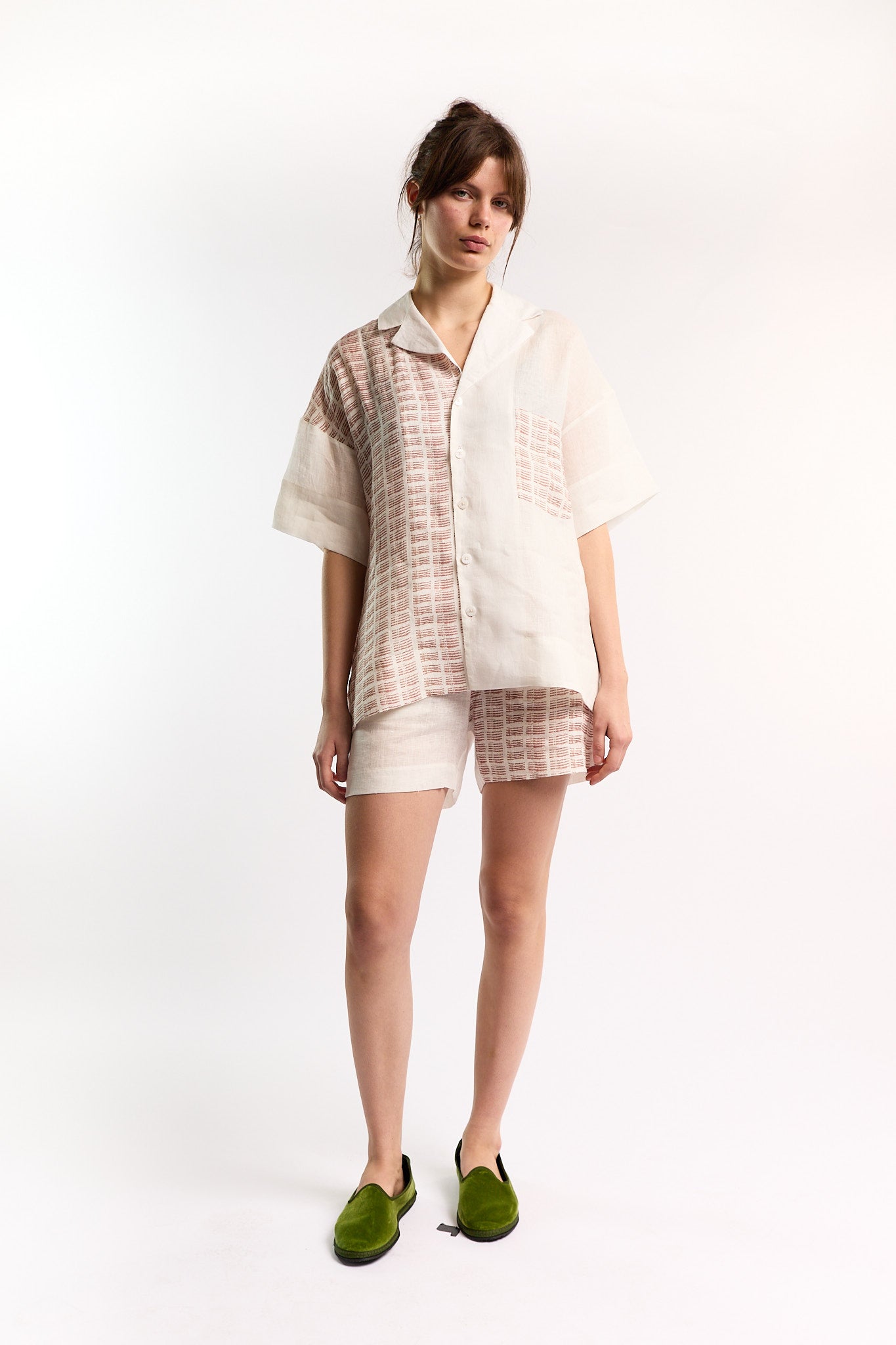 RICO RED LINEN SHORTS