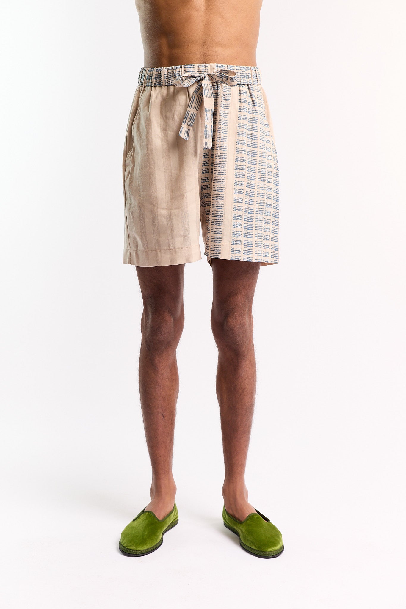 RICO BLUE LINEN SHORTS
