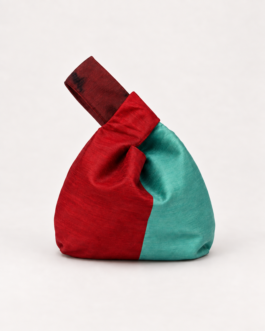Piropo Reversible Red, Celeste & Gold